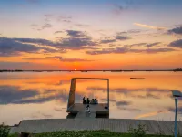 New Century Grand Resort Hotel Yancheng Dazong Lake Dongjin Water Town - Romantic