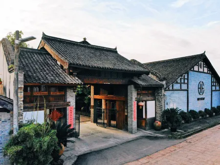 Qishe Xianyun Homestay (Pingle) Отели рядом с достопримечательностью «Pingle Ancient Town»