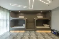 Hefei Viktr Weiketerui E-sports Homestay (Hefeinan Railway Station Baohe District Government) - Posadas