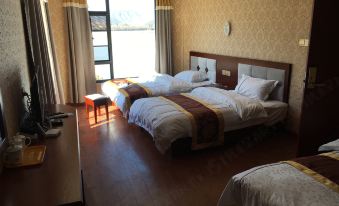 Yulongjiangwange Inn