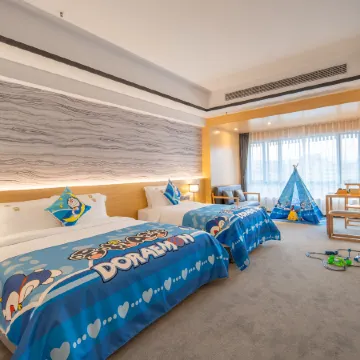 Xinzou Century Hotel (Fenghuang Plaza)