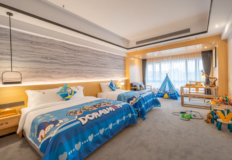 신조 센추리 호텔 (펑황 플라자)