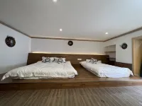 Kangding Gaqu Hot Spring Homestay