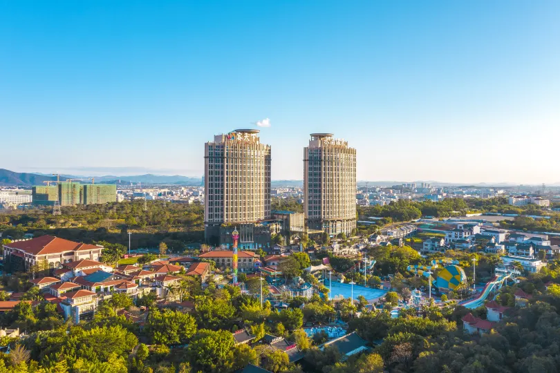 HAKKAPARK  INTERNATIONAL  HOTEL