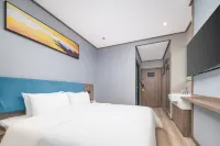7Days Inn Hotel (Hebi Wanshanglong Building Materials City Railway Station)