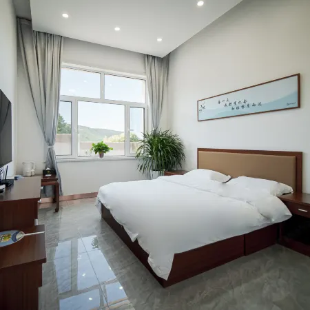 Huaxian Valley Homestay