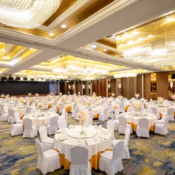Ramada Hotel Jilin Purple Garden