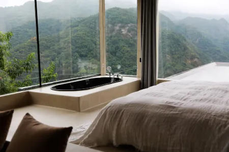 Wudangshan Fudi Ju 33 High Mountain Boutique Stay Отели рядом с достопримечательностью «Langmei Temple»