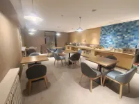 Homeinn · neo (Ulanqab Jining South Station Central Square)