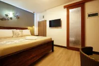 Jai-Cob’s Suites Các khách sạn ở Coron