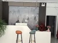 Huayi Hotel Hotels in Qujing