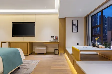 Ruijing Kairui Select Hotel (Wushang Dream Times & Wuhan University Branch, Wuhan)