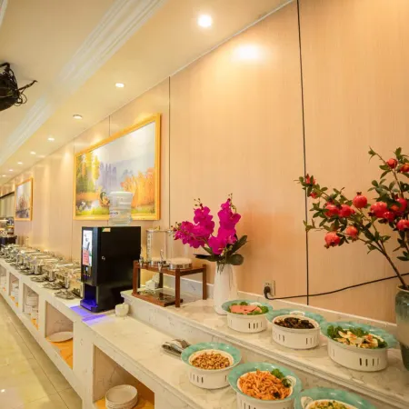 Vienna Hotel (Mengyin Yunmeng Road)