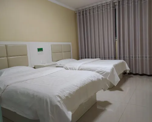 Fengqiu Shanjia Hotel Hotels in Fengqiu County