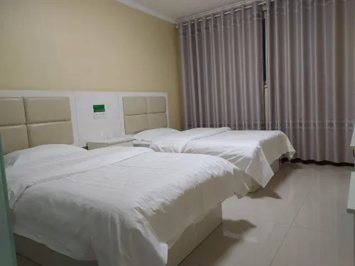 Fengqiu Shanjia Hotel Hotels in Fengqiu