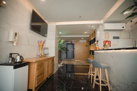 Dushan Joy Season Hotel Отели в г. Душань