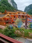 Jishou Fengyuqiao Inn Hotell i 