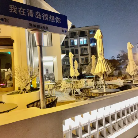 Langyu Boutique Holiday Apartment (Qingdao Golden Beach Branch) Отели рядом с достопримечательностью «Пляж Голден-Бич»