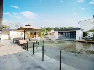 Qufu Queli Bi Lin Hotel