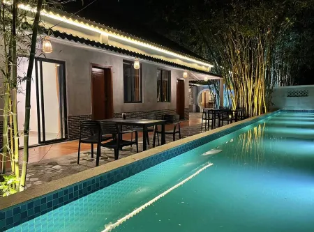 Jiangmen Gudou Hot Spring Zhuyuan Yunju Hotel Отели рядом с достопримечательностью «Gudou Hot Spring Tourist Resort»