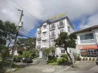 นิวออร์ลีนส์ ทากายตาย โรงแรมใกล้ซัมมิท ริดจ์ พรอเมอนาด
