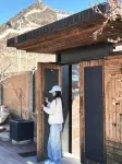 Great Wall Hill Yard Hotels near Maoling Mausoleum
