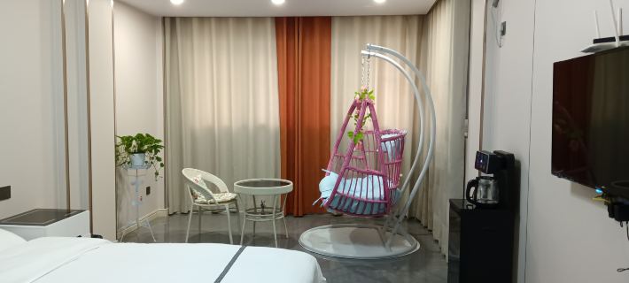 Qingyuxuan Homestay (Chaohu College) Hotéis em Chaohu