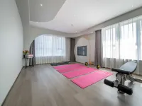 AI Stay Future Hotel (Xi'an High-tech Zone Keji Second Road Subway Station) Hotels near Gaoxin