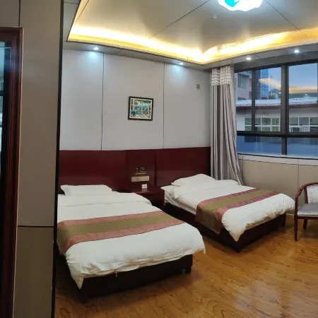 Luqu Langmu Si Yuchen Hotel