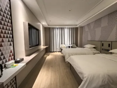 Huaxin Hotel Hotels in Aksu City