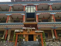 Dechenz Middle Homestay โรงแรมใกล้โบสถ์คาทอลิกเมืองต๊อกซิง