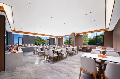 Yaduo Boya Hotel (Hengdian World Studios Ming and Qing Palace Gardens) Избранное Photos