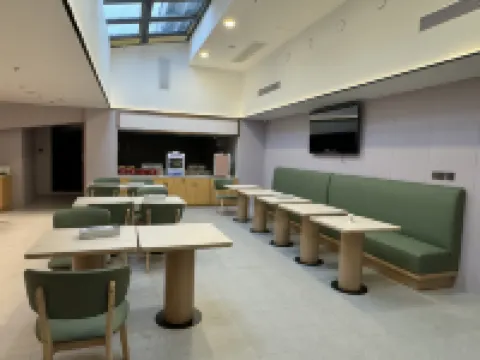 万蒙ホリデーホテル（西安鐘鼓楼永寧門地下鉄駅）