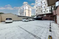 Yunmo Hotel (Mangshi Square Branch - parking