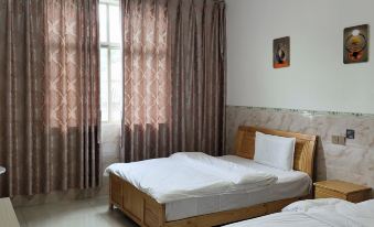 Manzhu Hotel