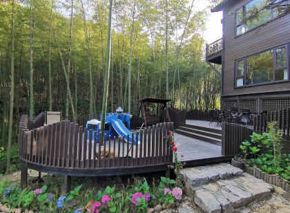 雲冰山滿竹客棧