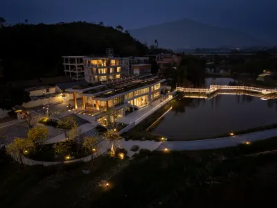 Heyang Heshan · Heyang Chinese Inn Hotel in zona Guangdong Huaqing Major in College