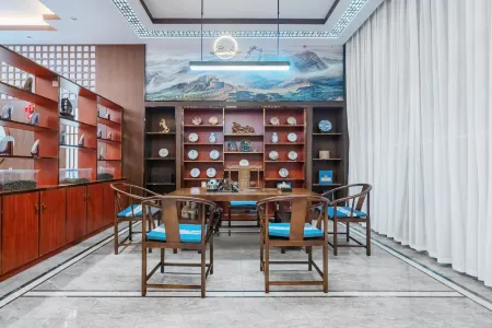 Jiating Hotel at Qujing North Station Отели рядом с достопримечательностью «Yunnan Vocational Institute of Energy Technology»