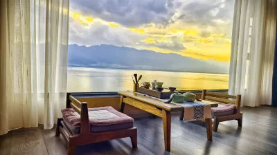Fuhai Lake, Laiyi, Erhai Lake, Dali, Unrivaled Sea Scenery, Tourism and Holiday Resort Hotel a Dali Airport