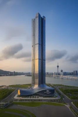 Yinchunhong Business Hotel
