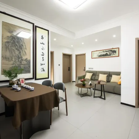 Lanju Homestay