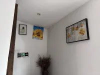 Xitang Chunye · Warm Dream Light Luxury Homestay