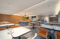 Home Inn Plus Jiande Xin'an River Riverside‌