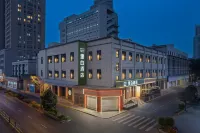 里白飯店(成都春熙路太升南路地鐵站店)