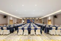Vienna International Hotel (Chongyi, Ganzhou)