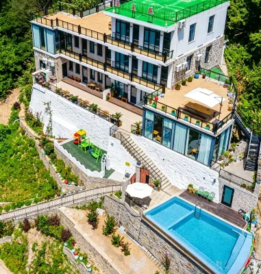 Wenling yinxingyuan seaside home stay