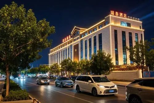 Jinchang Ruitai Hotel (Changtai Garden Shuangjian Market Branch) - خدمة نقل من وإلى المطار