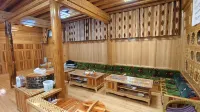 Zhuomu Lariz Homestay - sarapan