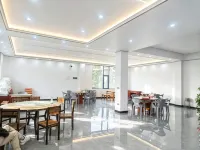 Guli Homestay (Wumeng Grass Plain) - Bintang 2