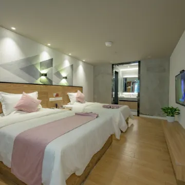 809 micro Resort Town Hotel